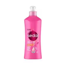 Crema para peinar SEDAL. 300 ml. (Brillo ceramidas)
